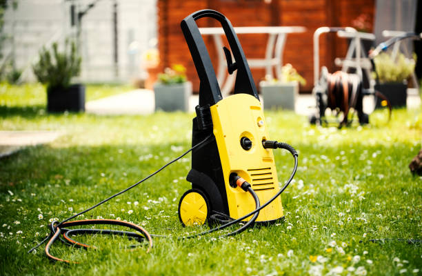 Best Machinery and Equipment Cleaning  in North Lindenhurst, NY